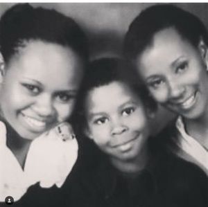 Meet your Posher, Lorraine